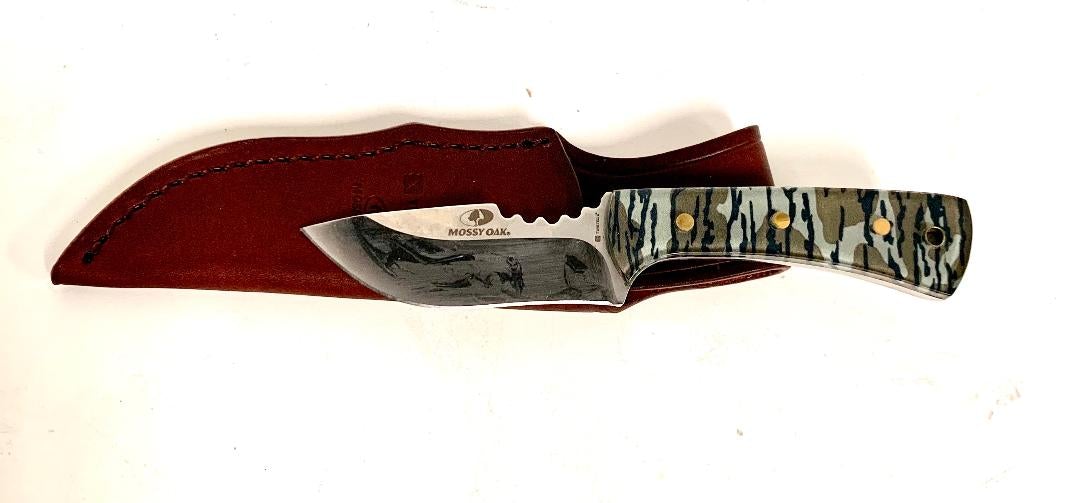 Knife DC (TX-MOSS1) - Twisted X® Clam Pack Mossy Oak Straight Blade with Leather Sheath