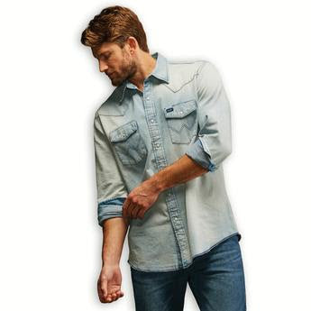Top Men's *DNO SZN (112345087) - Wrangler® Vintage Inspired Long Sleeve Denim Shirt - Light Wash