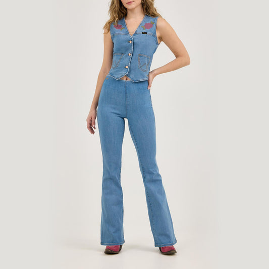 Jeans Women's SZN  (112375596) - Wrangler® X Lainey Wilson Pull On Flare Jean