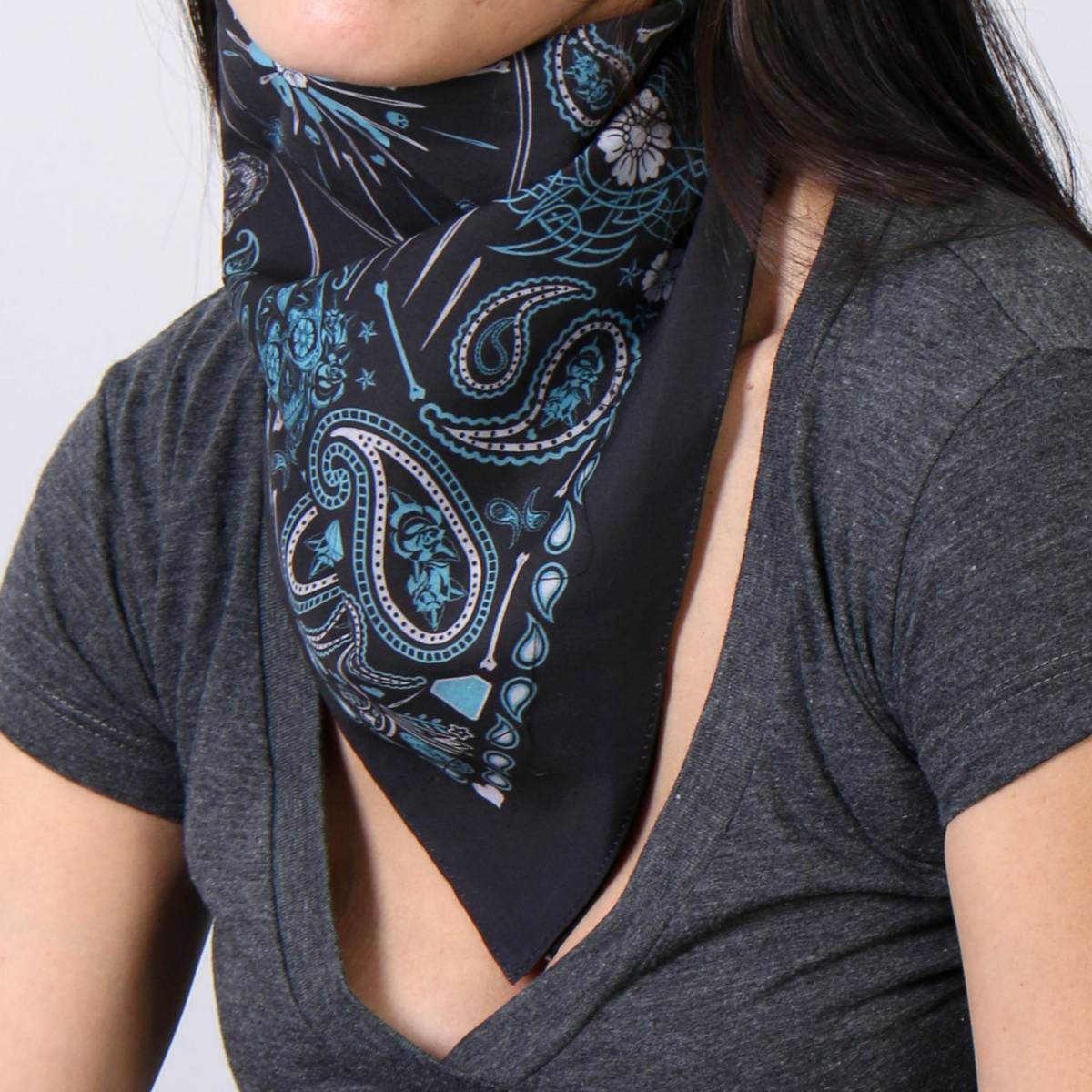 Bandana (BAB1072) - Hot Leathers Ladies Blue Paisley Skulls