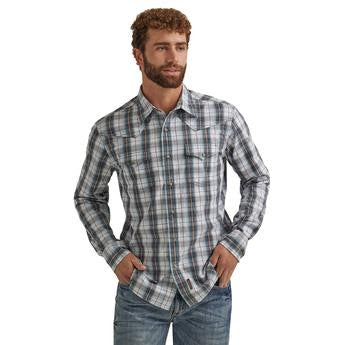Top Men's SZN (112344562) - Wrangler Retro® Premium Long Sleeve Shirt - Modern Fit Multi