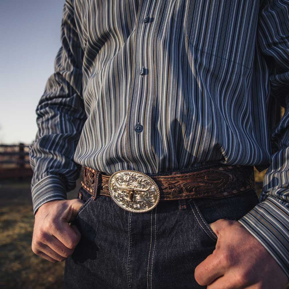 Buckle (1849-767M) - Small Two-Tone Engraved Western Buckle with Longhorn