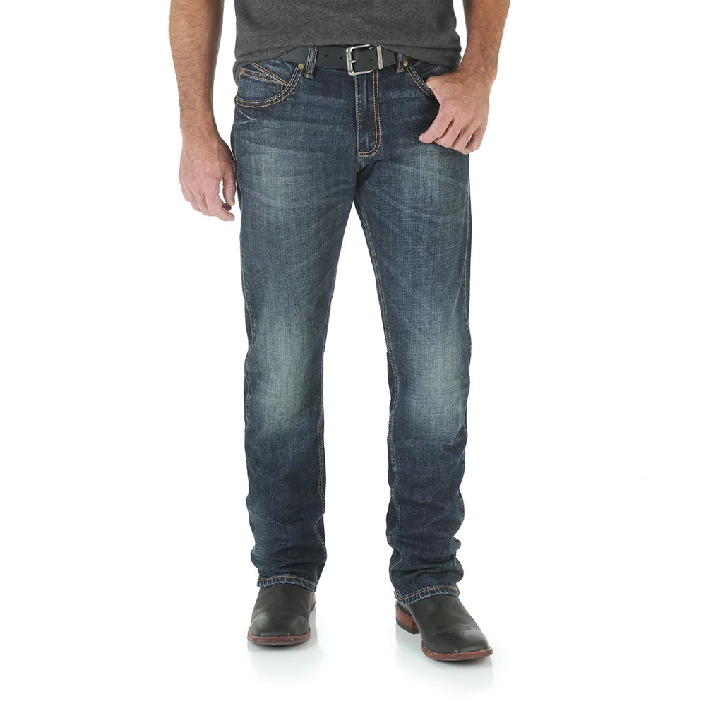 Jeans Men (WLT88BZ) - Wrangler® Retro Limited Edition Slim Straight Jean Bozeman
