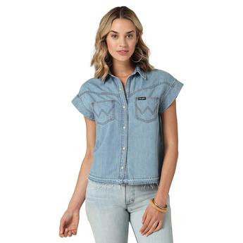 Top Women's (112332238) - Wrangler® Retro Woven Shirt - Light Blue Denim